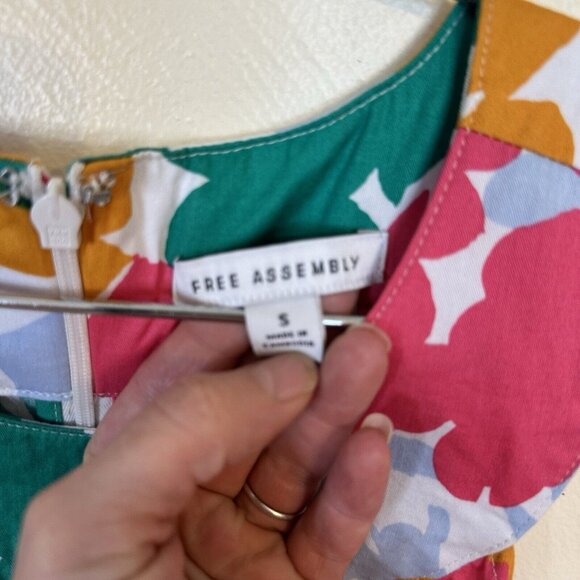 Free Assembly Womens Mini Knee Length Dress Floral Multicolor Cotton Small Belt - Picture 3 of 12